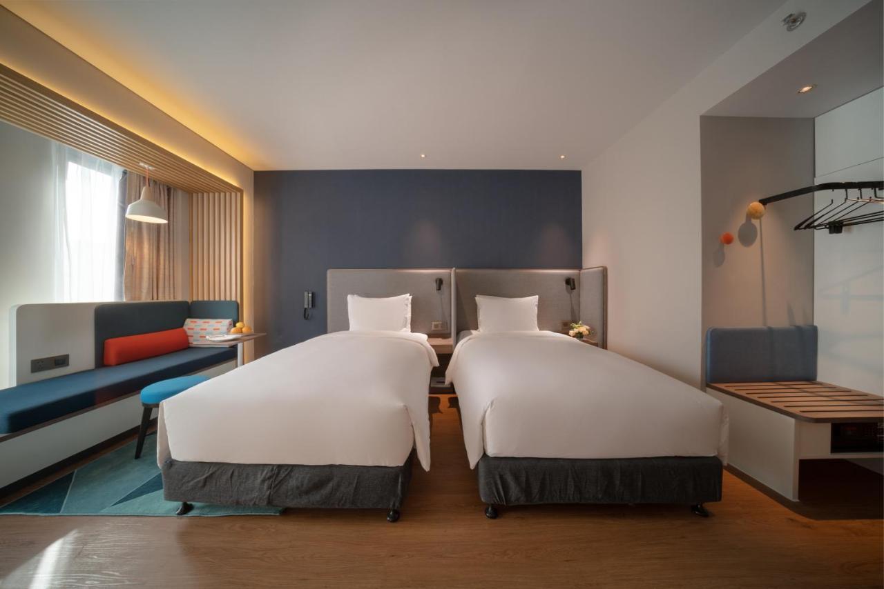 Holiday Inn Express Shanghai Huijin By Ihg Eksteriør bilde